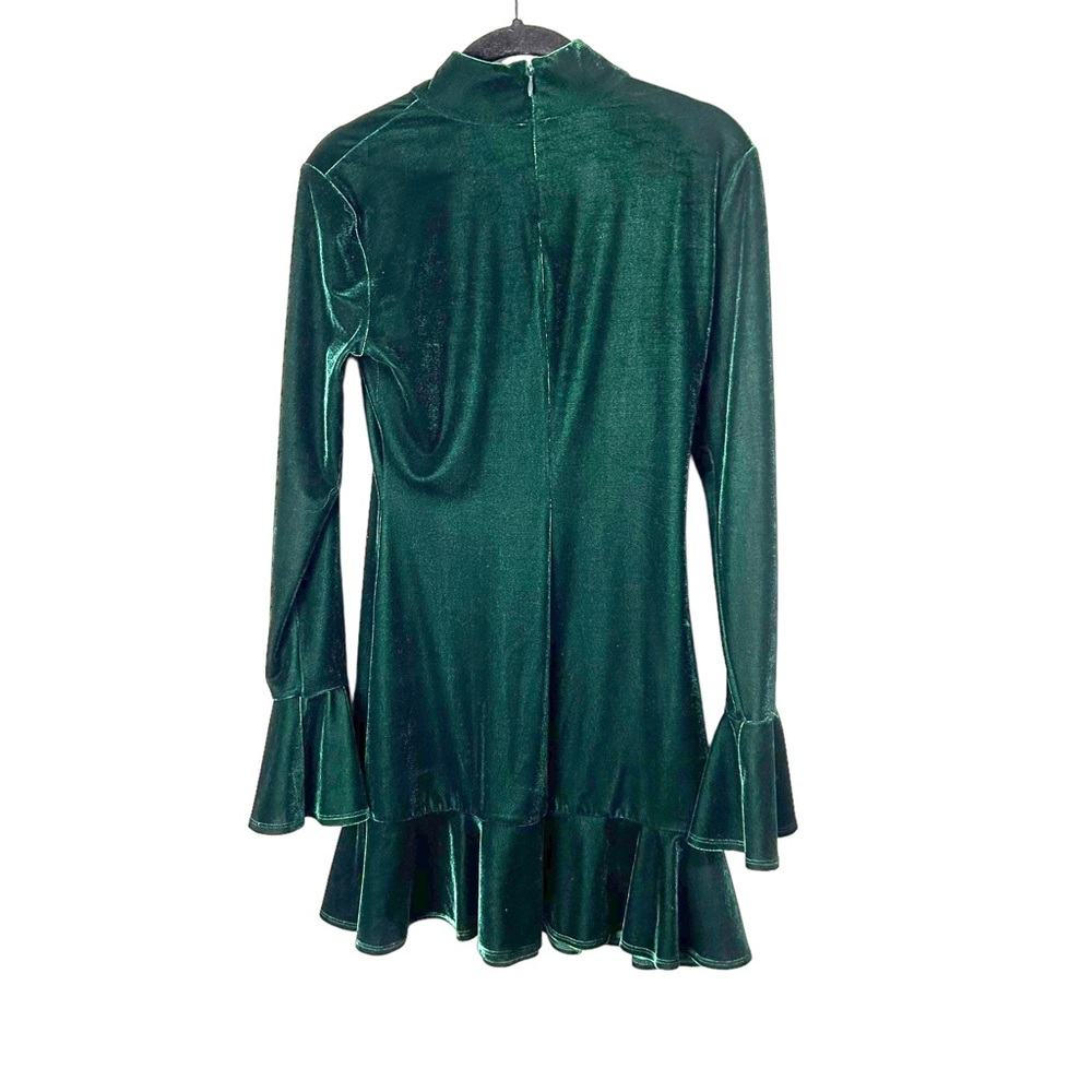 Lovers + Friends Green Velvet Long Sleeve Dress - Picture 4 of 9